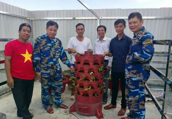 Chuyện về Nhà báo bỏ nghề để... nuôi Đông trùng Hạ thảo